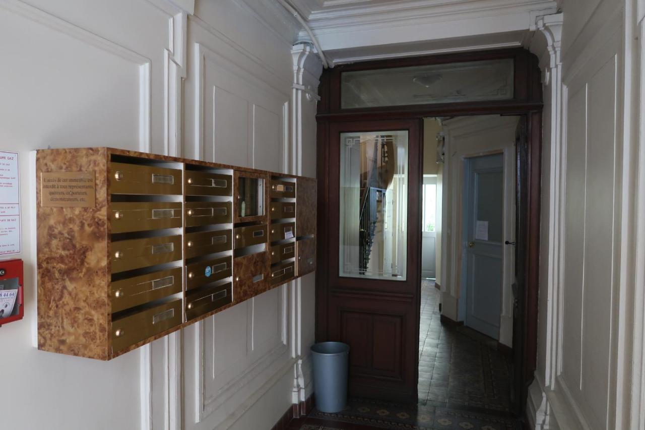 17 - Coeur Batignolles - Beau 10 M2 -110 Sqf - Etat Neuf - Calme - Ideal Personne - Single Occupancy * Paris