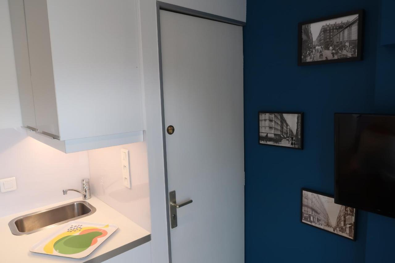 17 - Coeur Batignolles - Beau 10 M2 -110 Sqf - Etat Neuf - Calme - Ideal Personne - Single Occupancy Apartment *